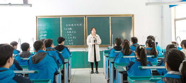 新城引入导师机制，准确把握考试方向