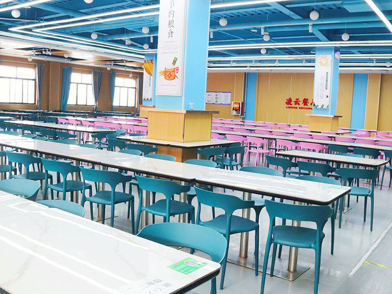 新城学生餐厅